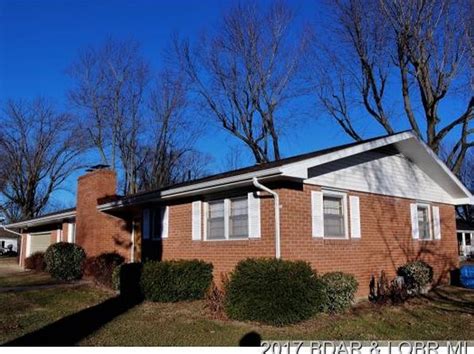 This home was built in null and last sold on 2023-02-20 for $--. . Zillow versailles mo